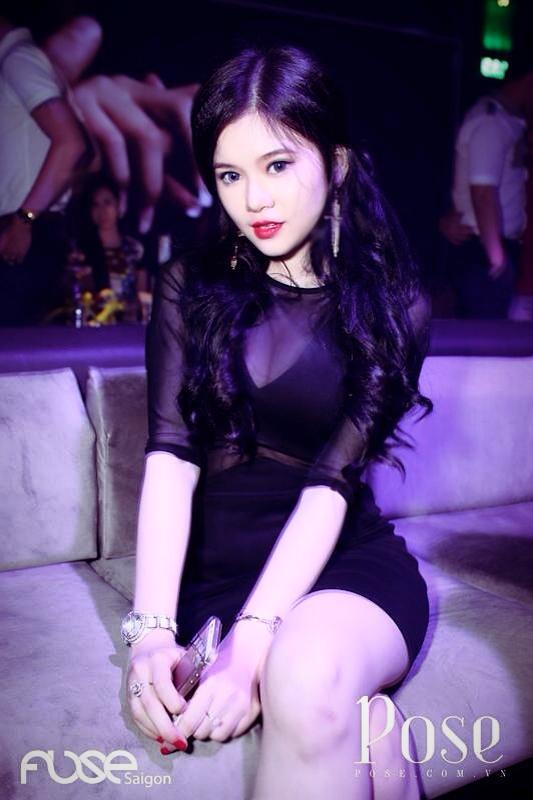 与僧侣结合的色欲之夜